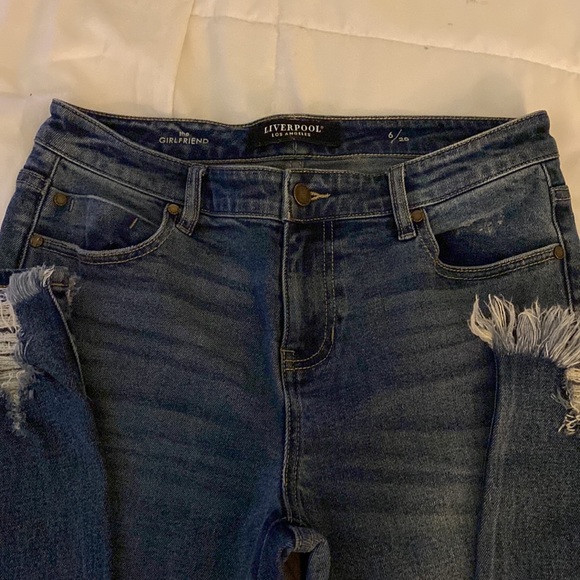 Straight leg lightly distressed girlfriend jeans - Picture 2 of 4